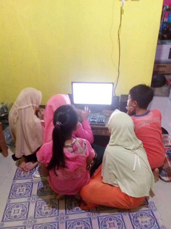 Ngaji, Belajar Bahasa Mandarin Hingga  Belajar Komputer Gratis di Desa Prigi