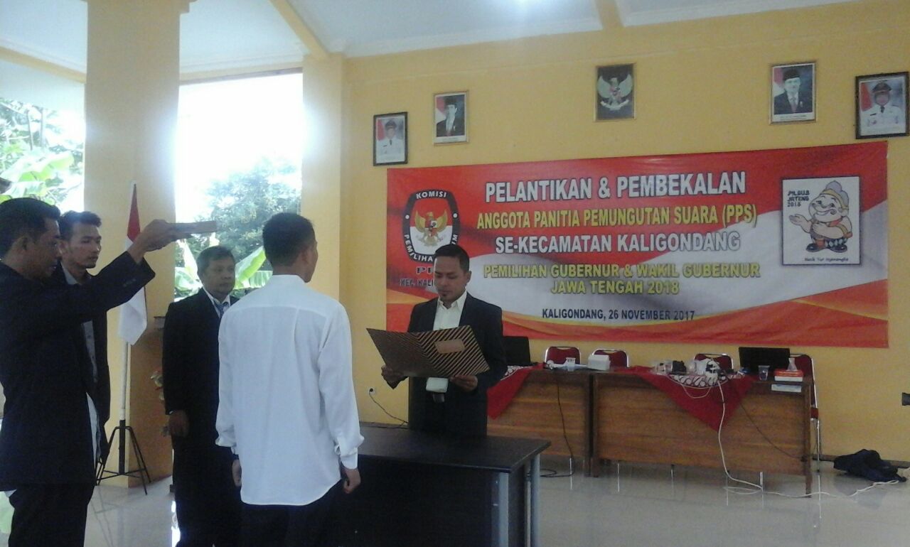 ​Riyan Hidayat Anggota PPS Kaligondang Dilantik Sendirian.