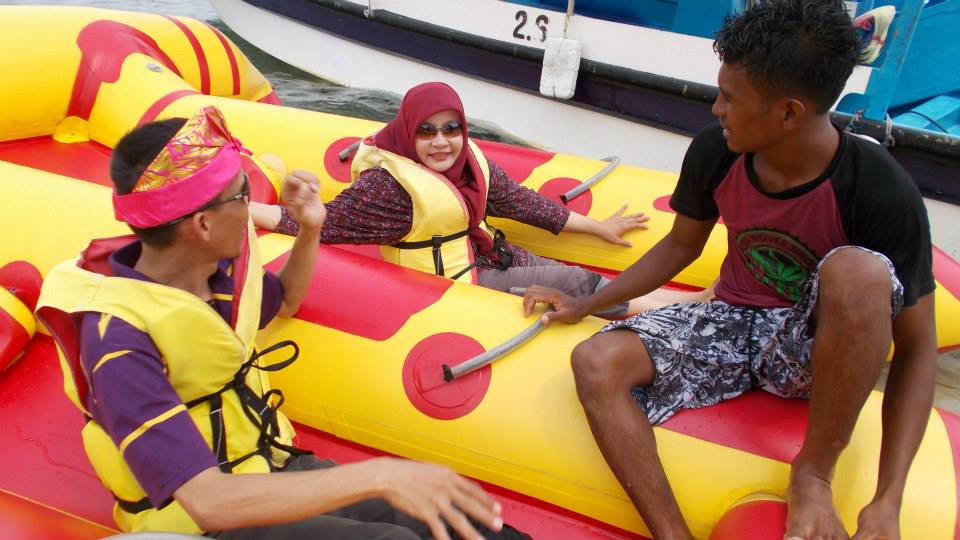 Pacu Adrenalin dengan Flying Fish di Tanjung Benoa