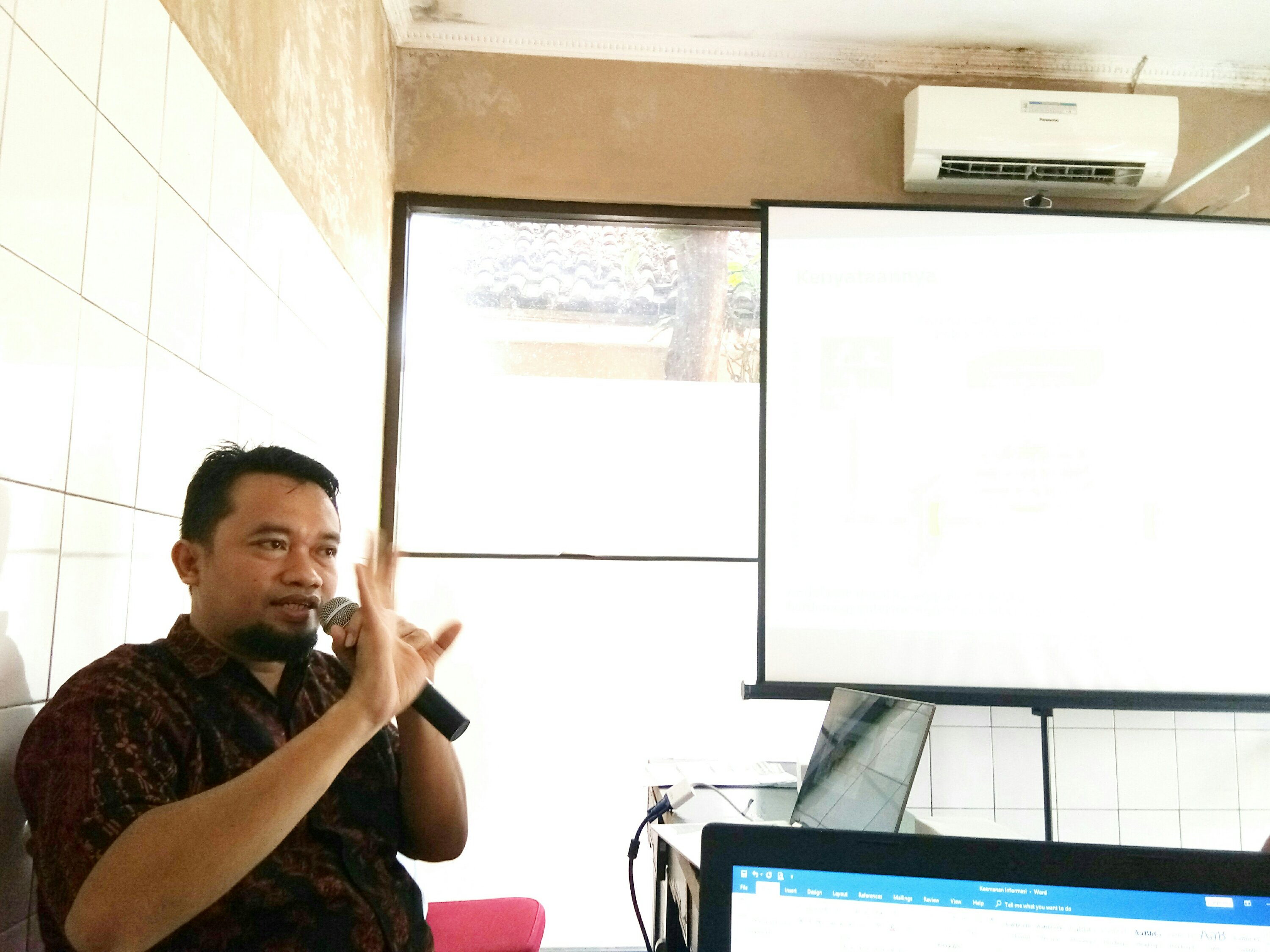Perilaku Kita Berpengaruh Terhadap Keamanan Informasi