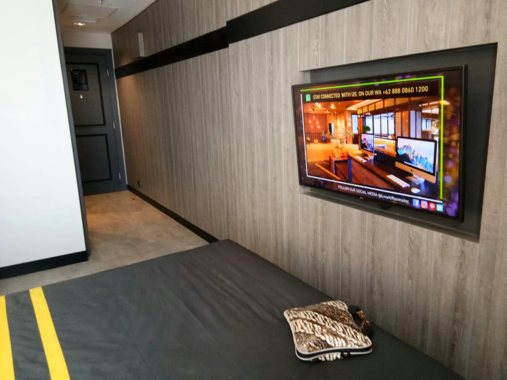 Review Room Inc Hotel