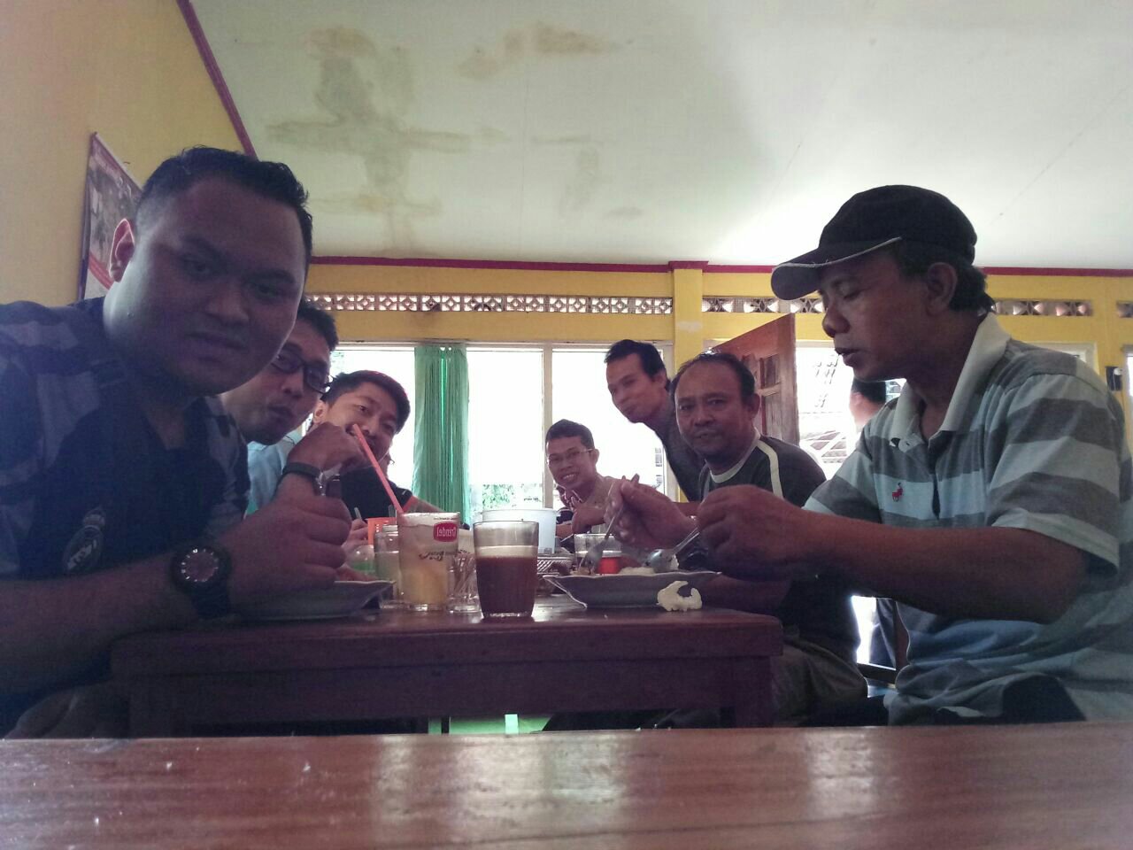 Nikmatnya Opor Ayam Kampung Ninine