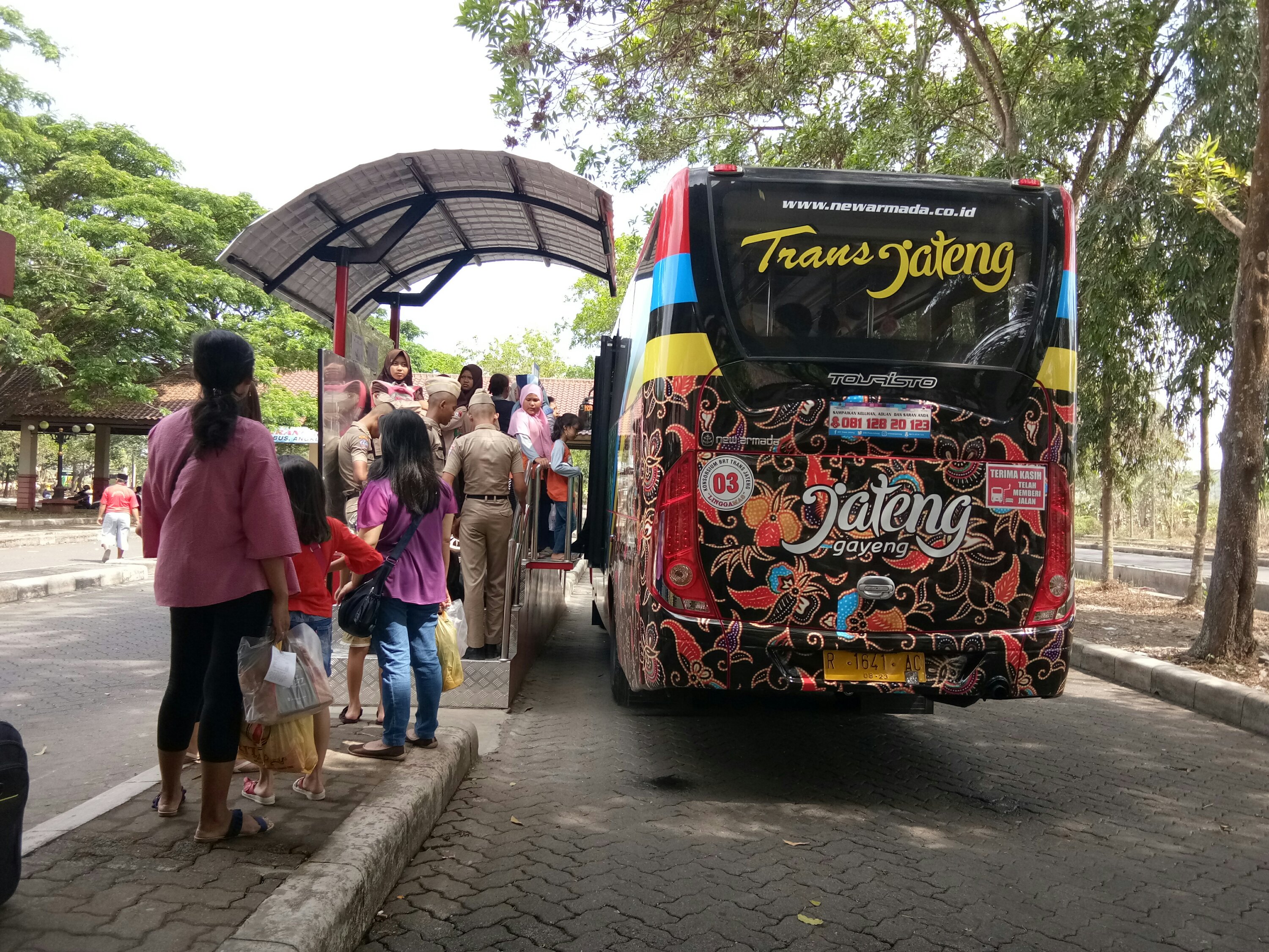 BRT Transportasi Publik Nyaman dan Murah
