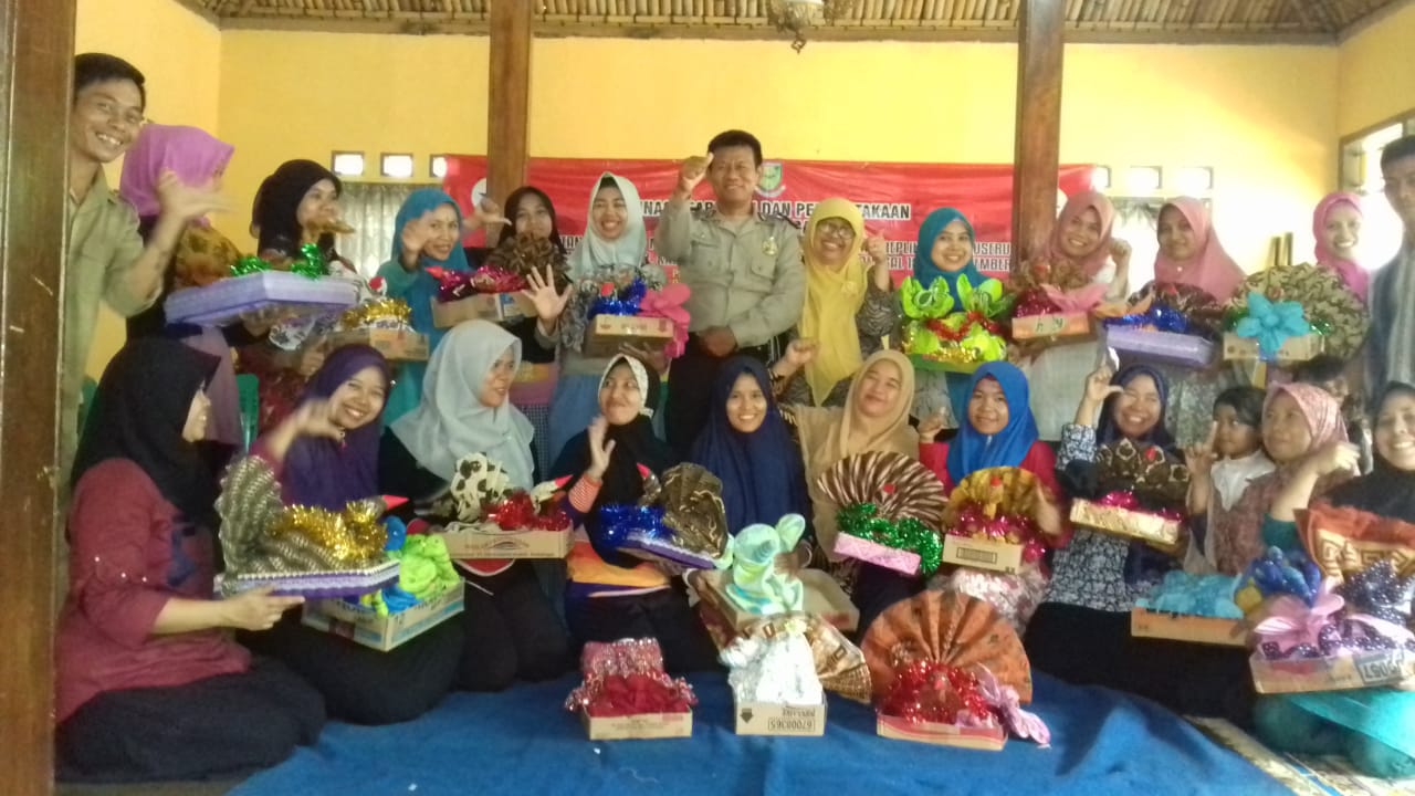 Tingkatkan Minat Baca Perpustakaan Cakra Kembang Selakambang Terima Fasilitas Pelatihan