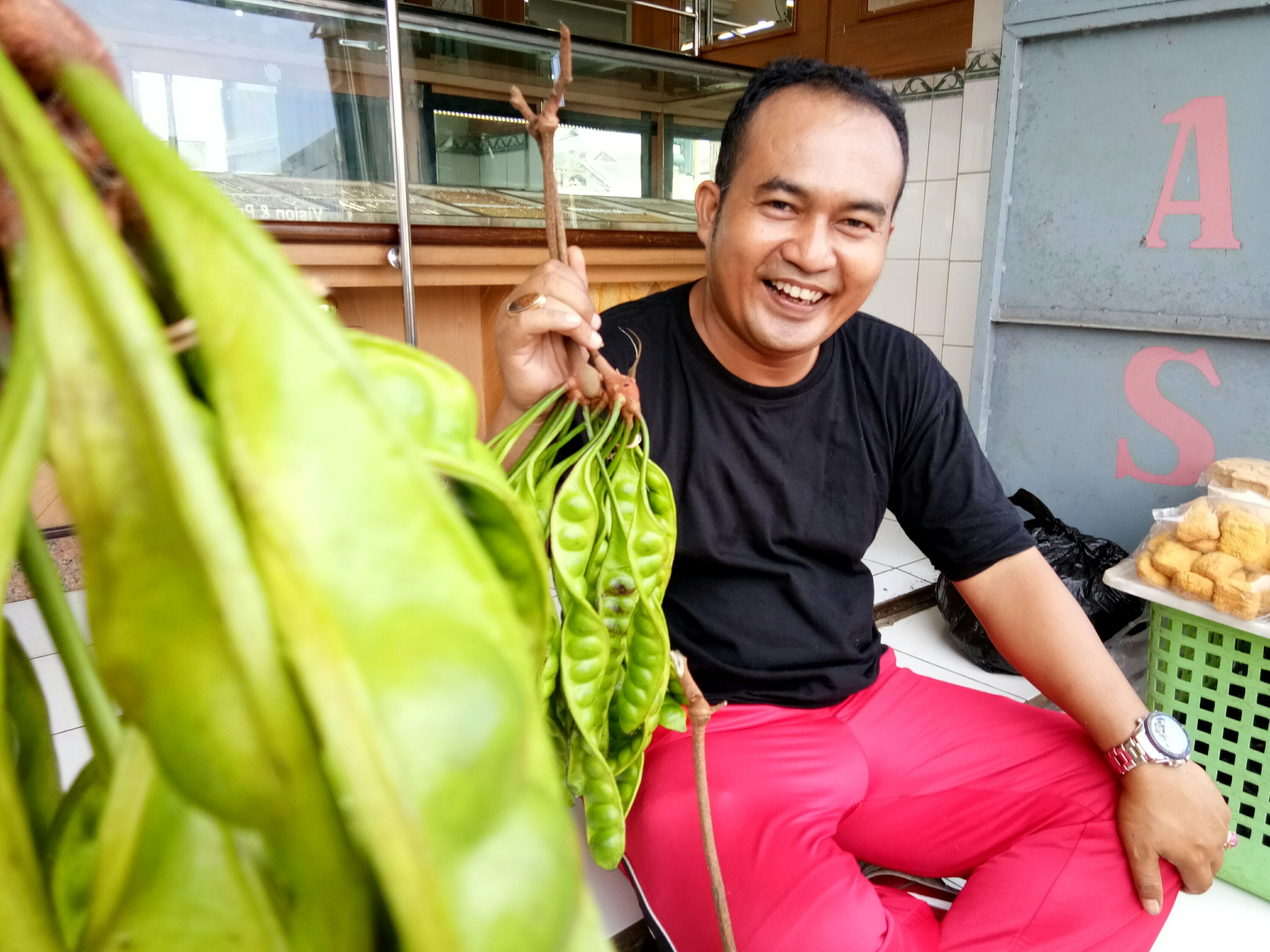 Dibalik Kontroversi Bau Pete