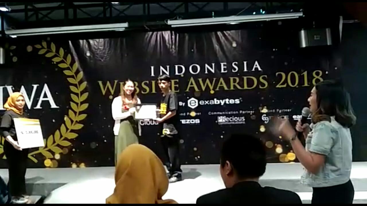 karanganyar.desa.id Terima Penghargaan Indonesia Website Award