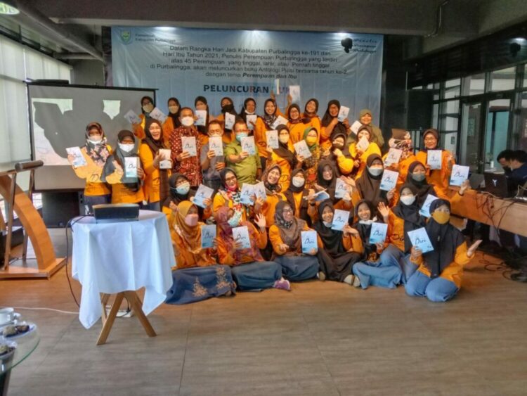 45 Penulis Perempuan Purbalingga Luncurkan Buku