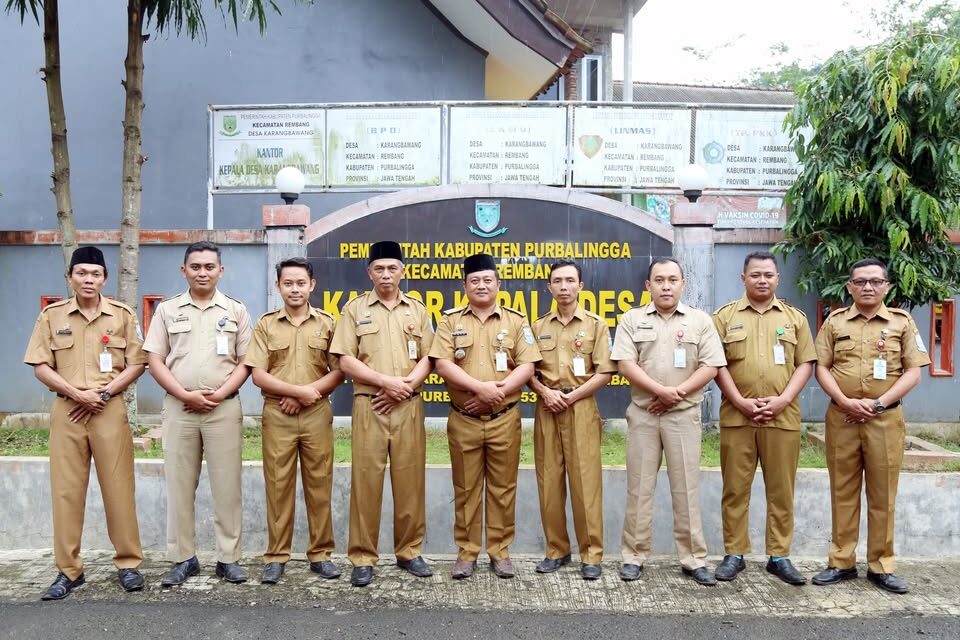 Desa Karangbawang Gencar Digitalisasi dan Publikasi: Komitmen Menuju Desa Informatif
