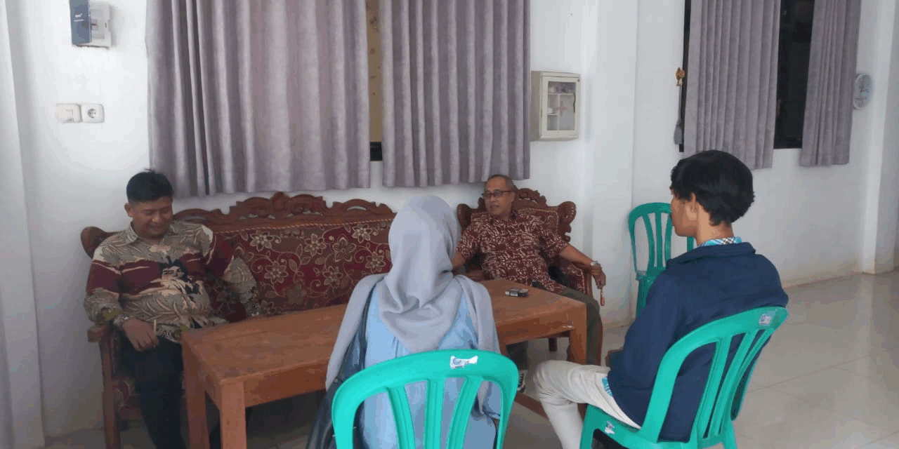 Koordinasi Program SAPA DESA, Mahasiswa Magang Dampingan DINKOMINFO Disambut Baik Pemdes Selakambang